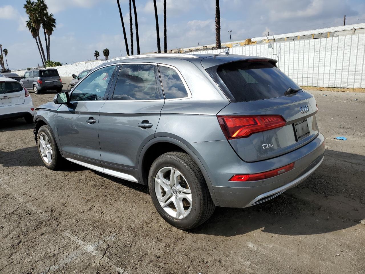 2018 Audi Q5 - Image 2