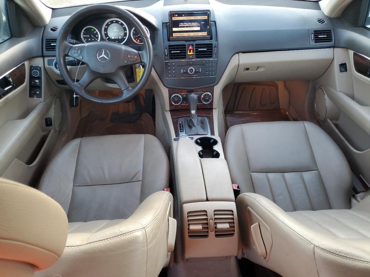 2009 Mercedes-Benz C 300 VIN: WDDGF54X69F310770 Lot: 76818034