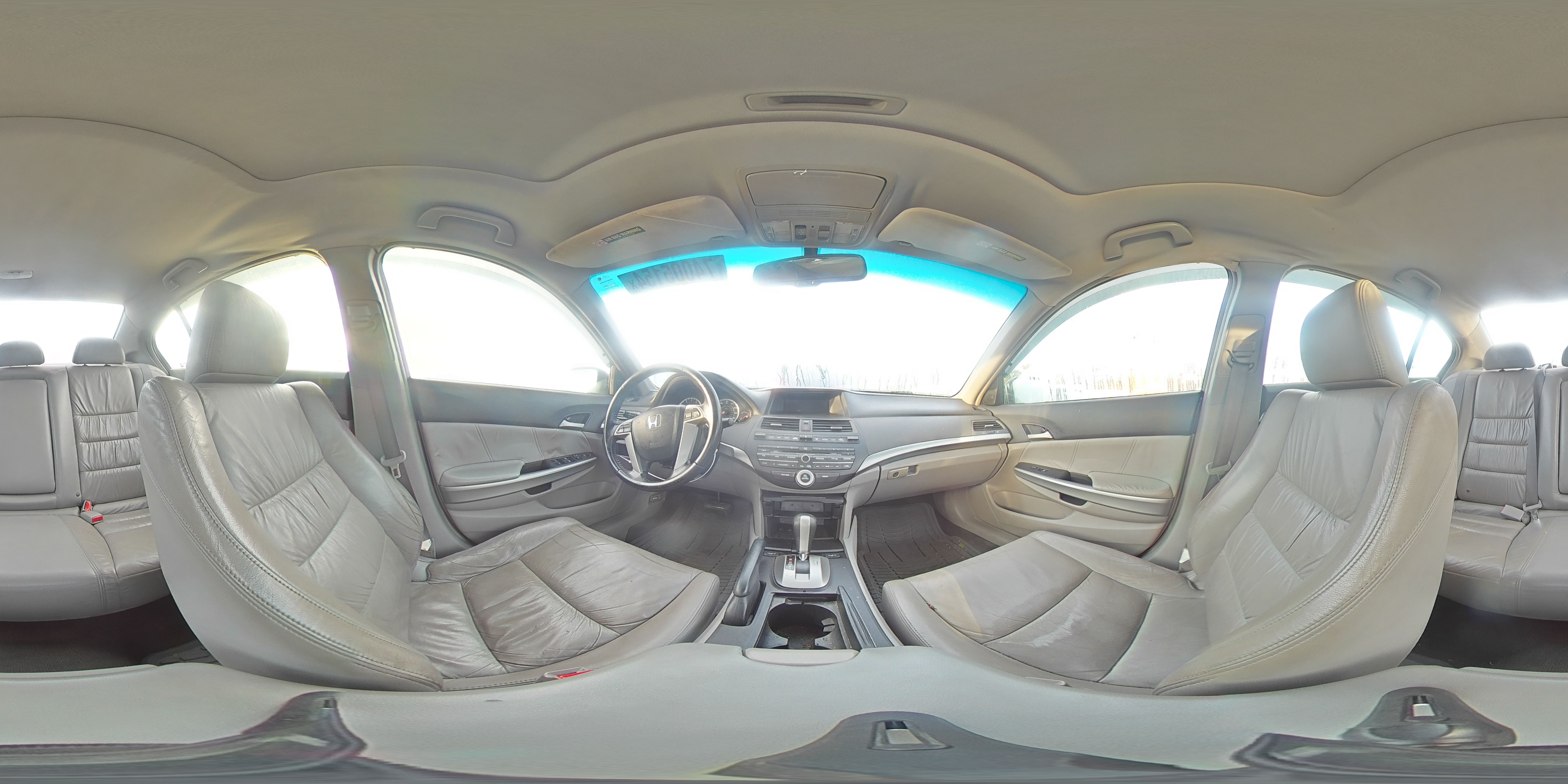 2009 Honda Accord - Image 12
