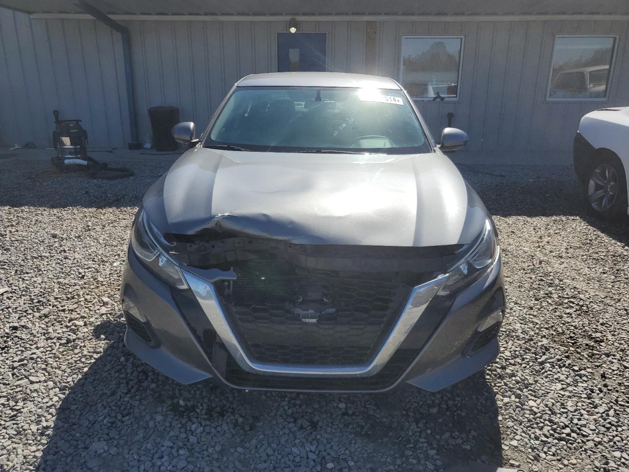 2019 Nissan Altima - Image 5
