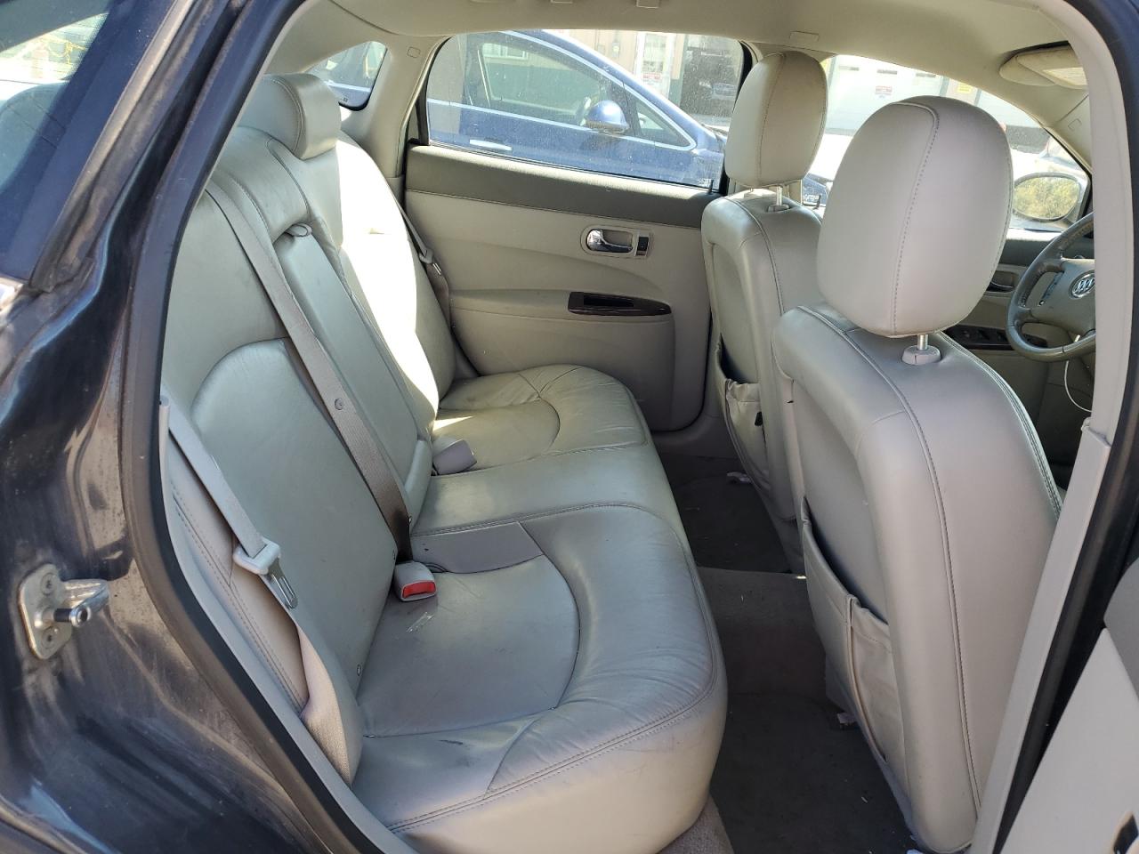 2009 Buick LaCrosse - Image 10