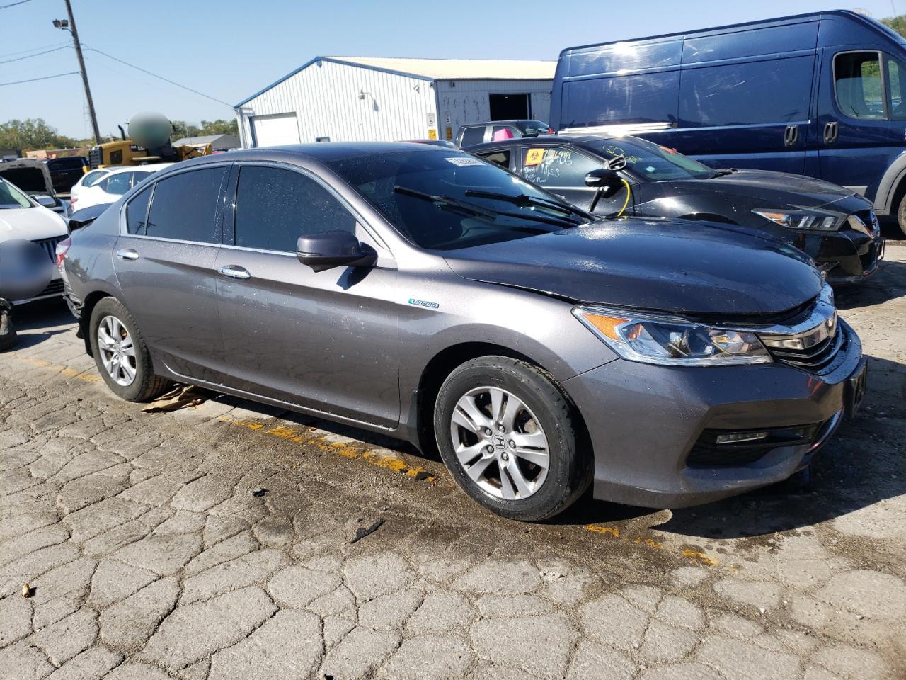 2017 Honda Accord - Image 4