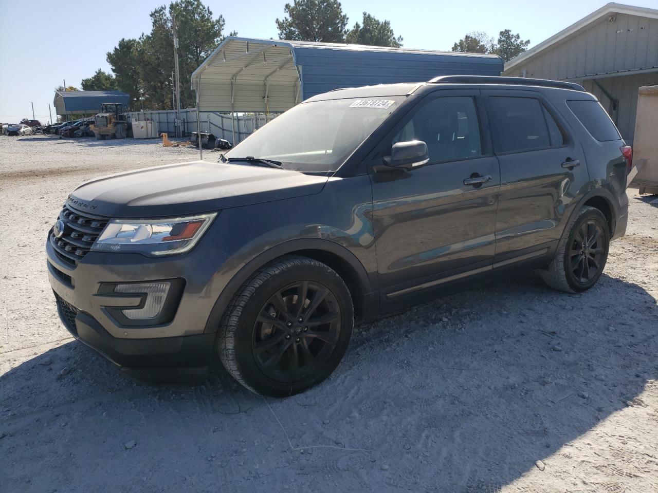 2017 Ford Explorer - Image 1