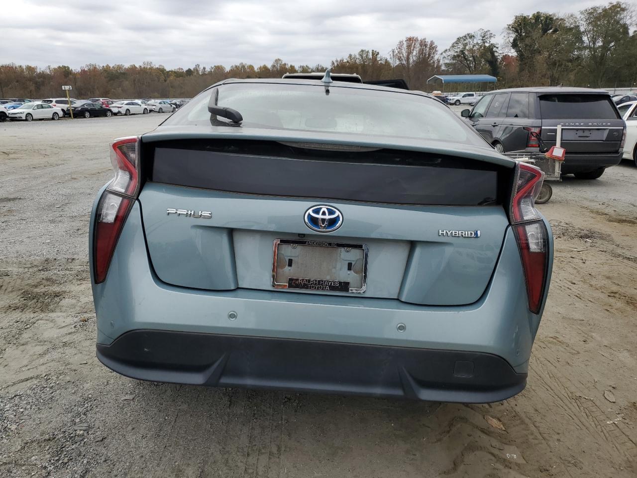 2018 Toyota Prius - Image 6
