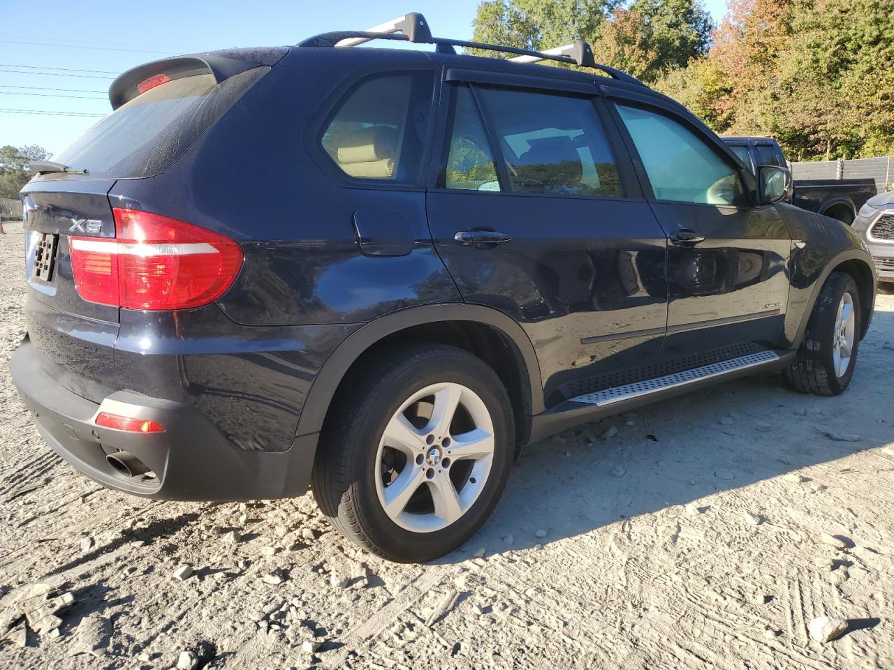 2010 BMW X5 - Image 3