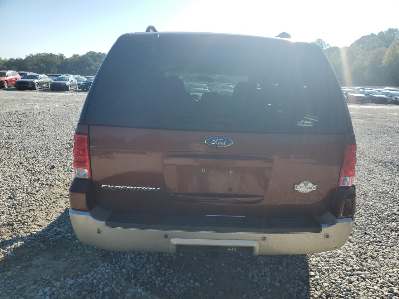 1FMFU17586LA87705 2006 Ford Expedition Eddie Bauer