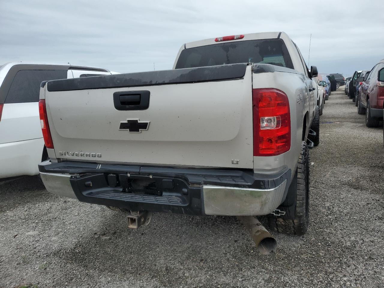 2008 Chevrolet Silverado - Image 6