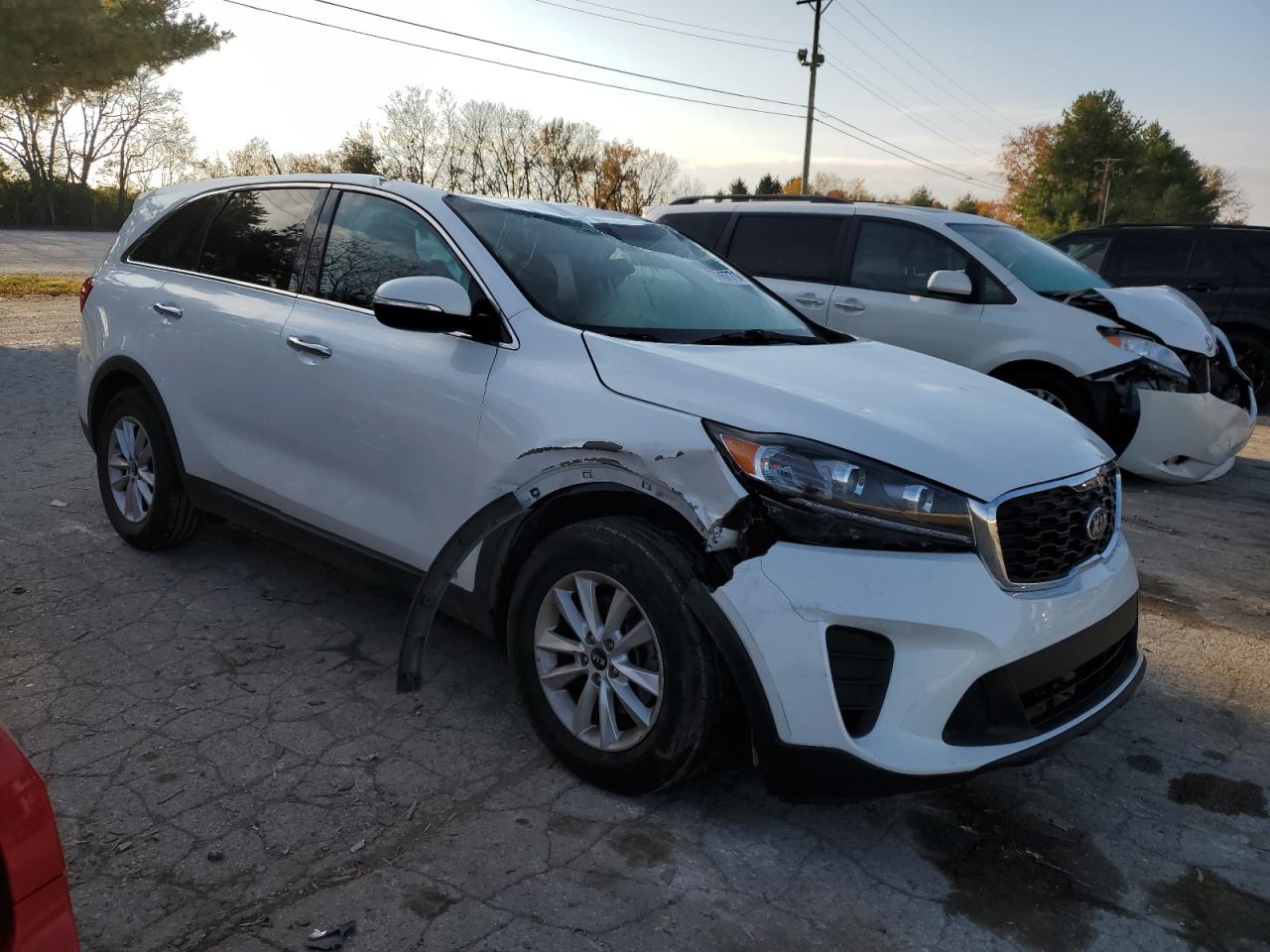 2019 Kia Sorento - Image 4