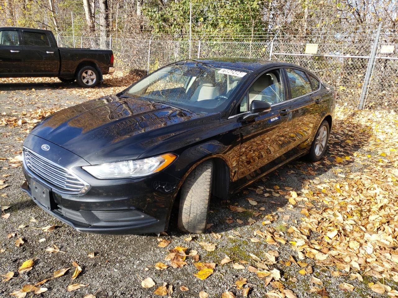 VIN 3FA6P0H7XJR188752 2018 FORD FUSION no.1