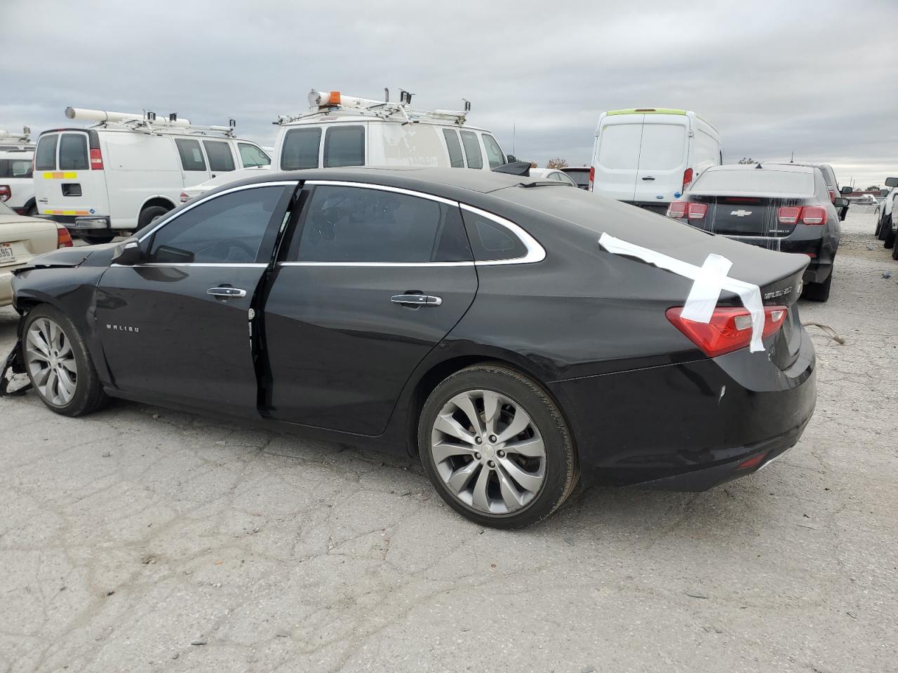 2017 Chevrolet Malibu - Image 2