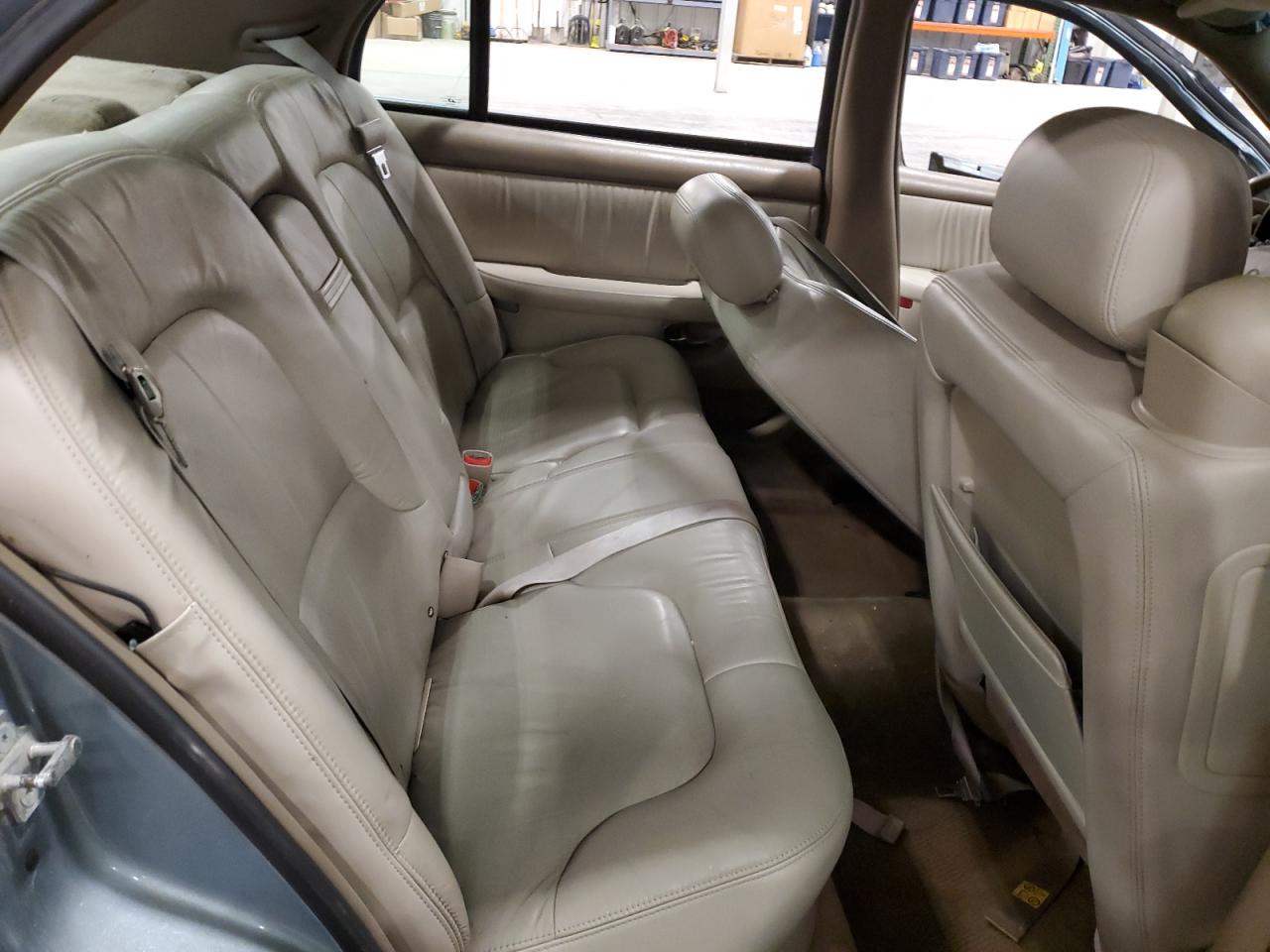 2004 Buick Park Avenue - Image 10