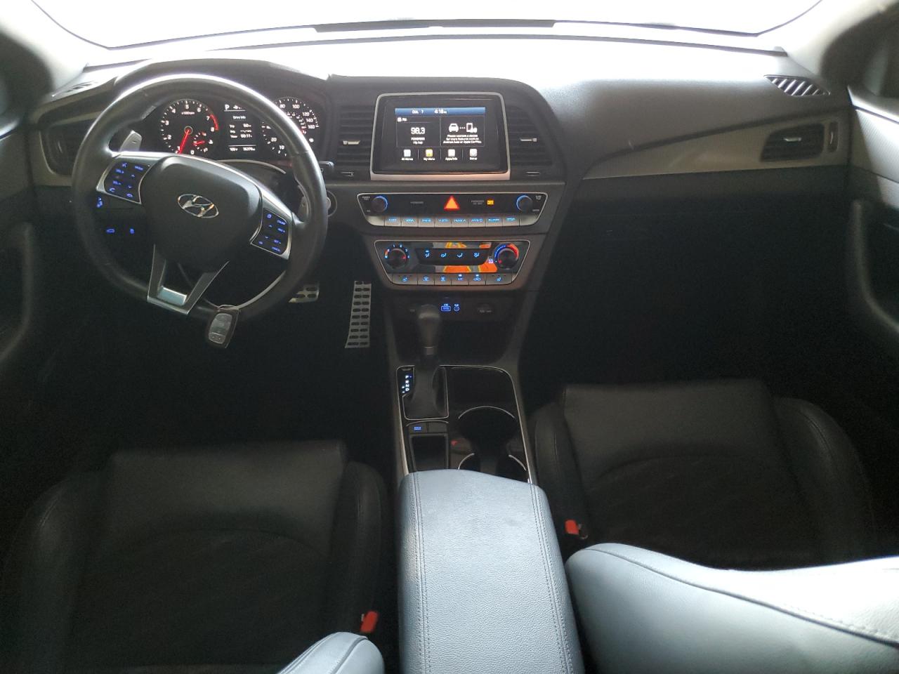 2018 Hyundai Sonata Sport VIN: 5NPE34AB2JH687930 Lot: 74366484