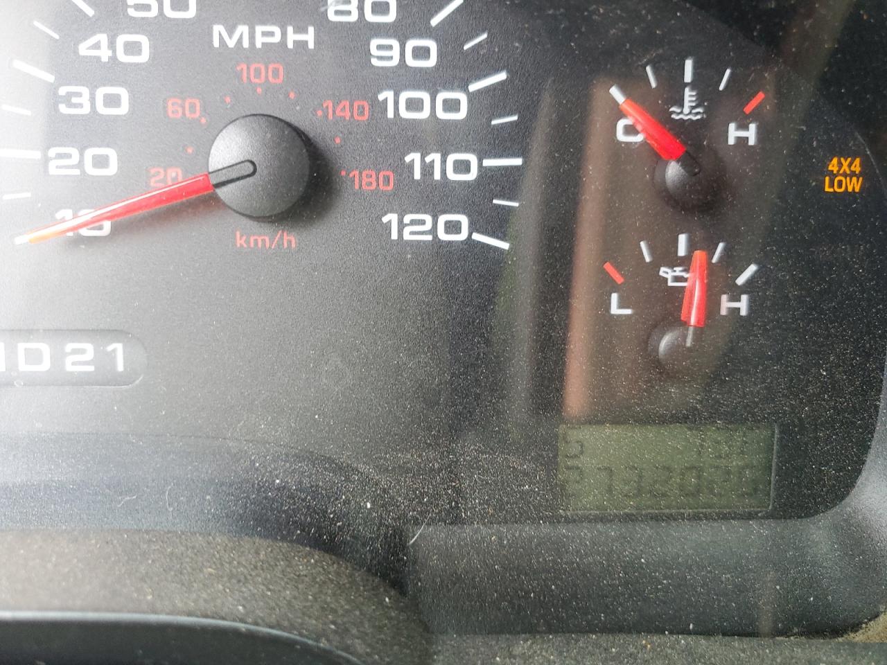 2004 Ford F-150 - Image 9