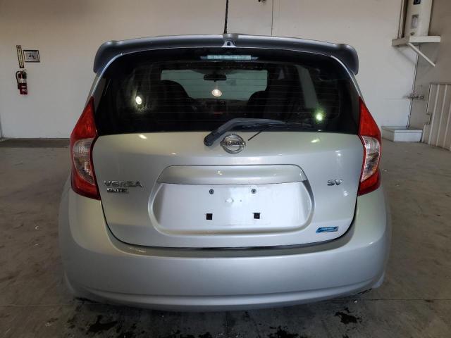  NISSAN VERSA 2014 Srebrny