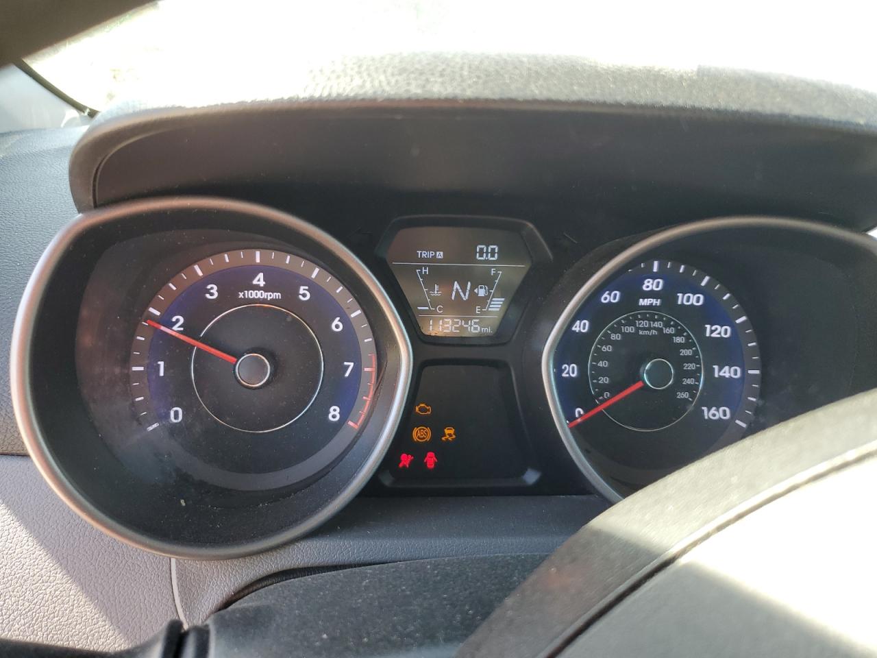 2015 Hyundai Elantra - Image 9