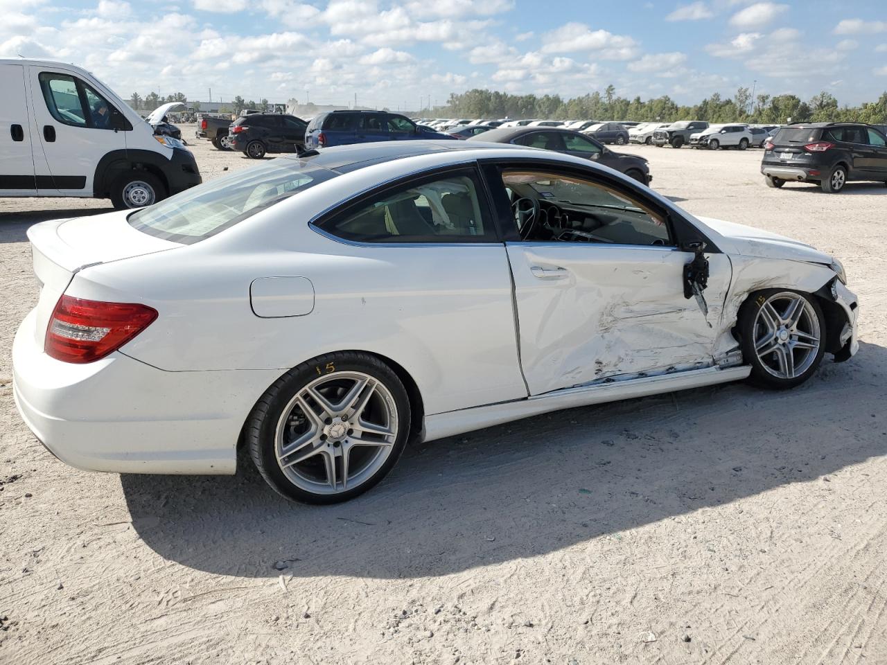2015 Mercedes-Benz C-klasse - Image 3