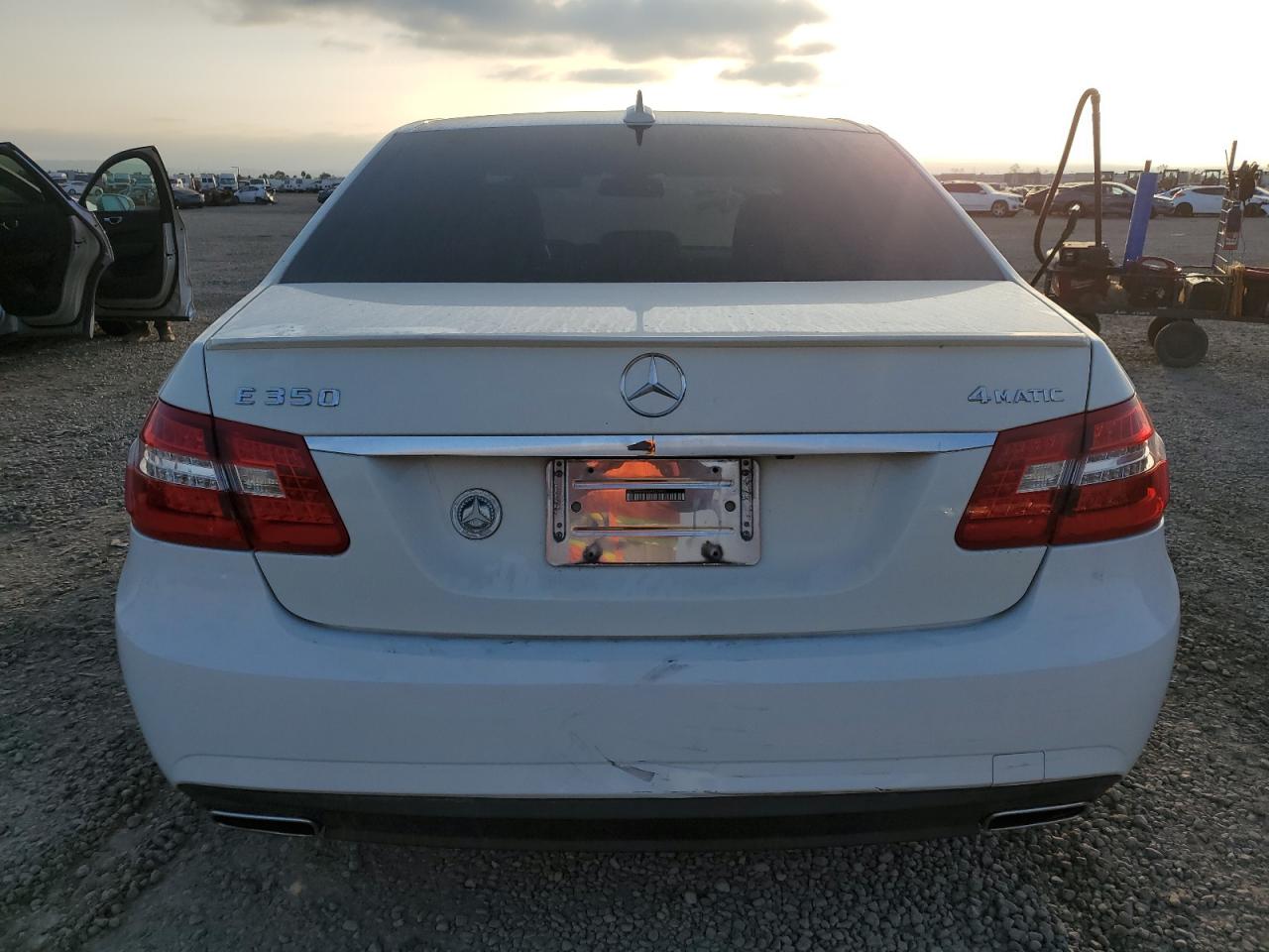 2011 Mercedes-Benz E 350 4Matic VIN: WDDHF8HB4BA459945 Lot: 76309024