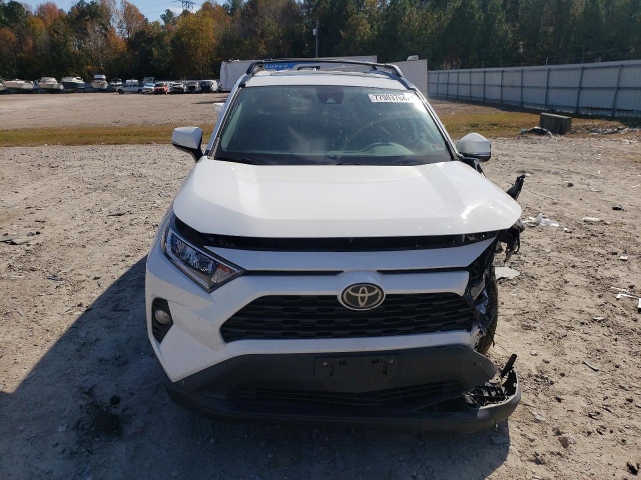 2019 Toyota RAV 4 - Image 5