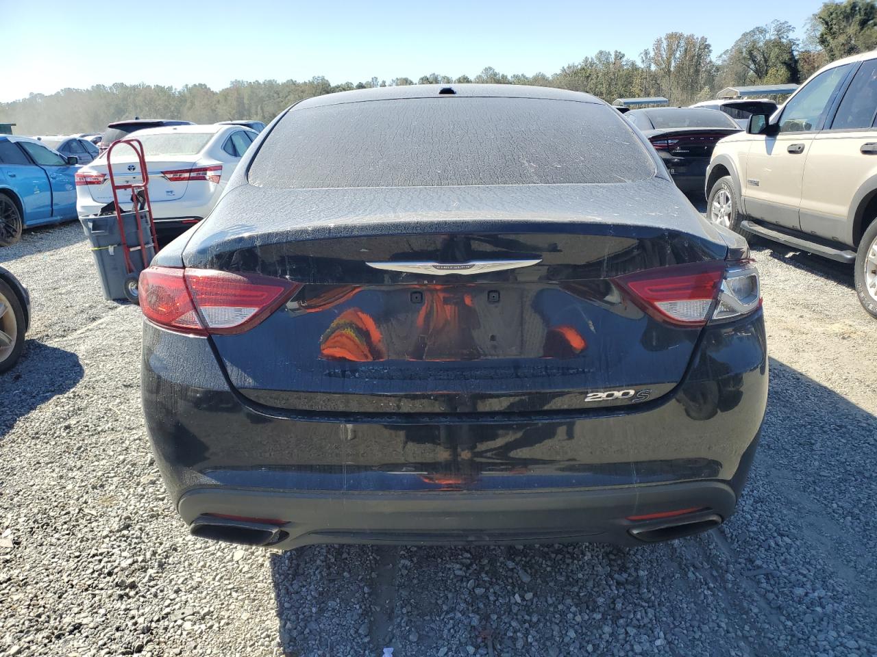 2015 Chrysler 200 - Image 6