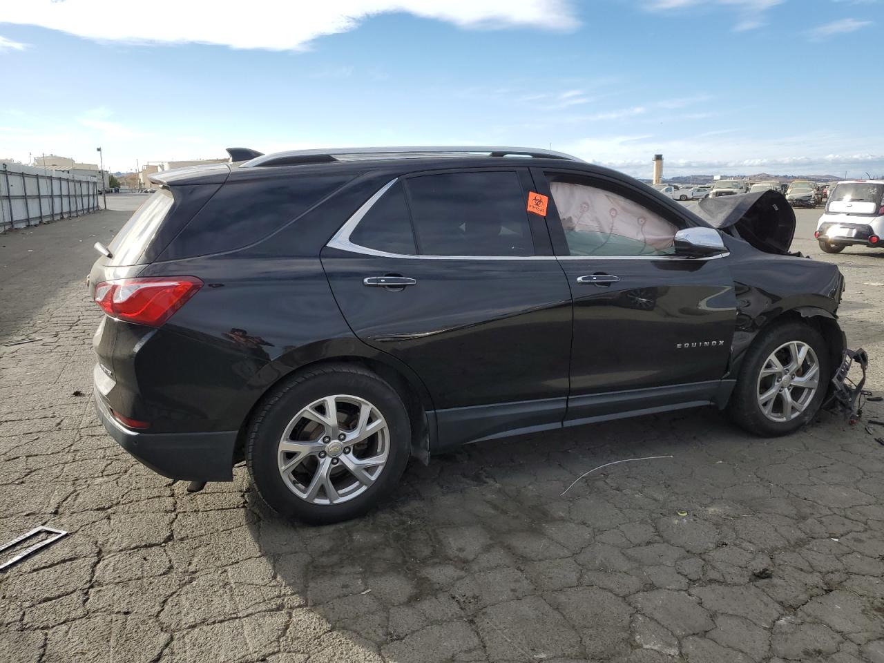 2019 Chevrolet Equinox - Image 3