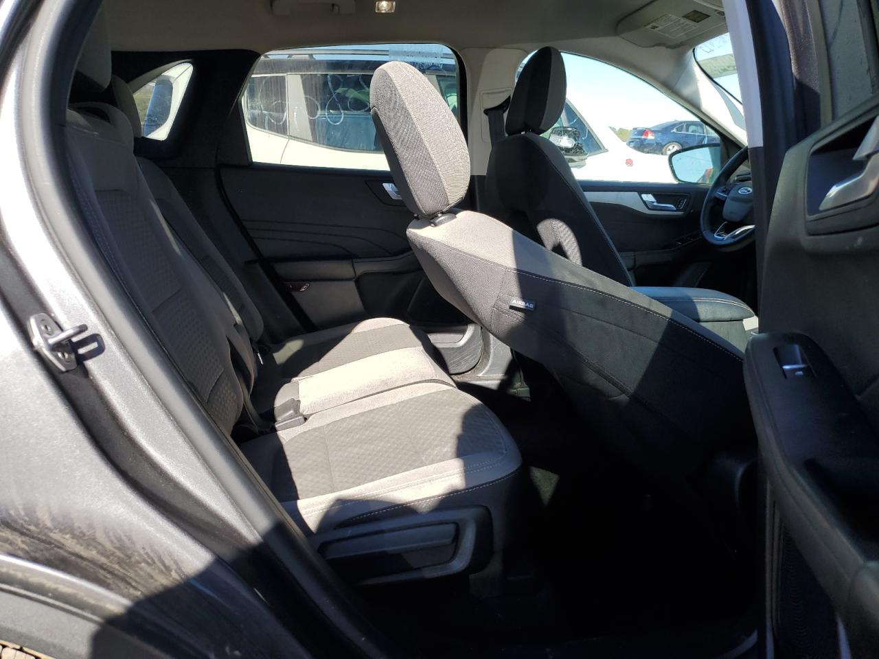 2021 Ford Escape Se VIN: 1FMCU0G63MUB15648 Lot: 77422294