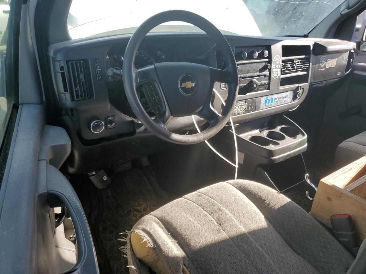 2008 Chevrolet Express - Image 8