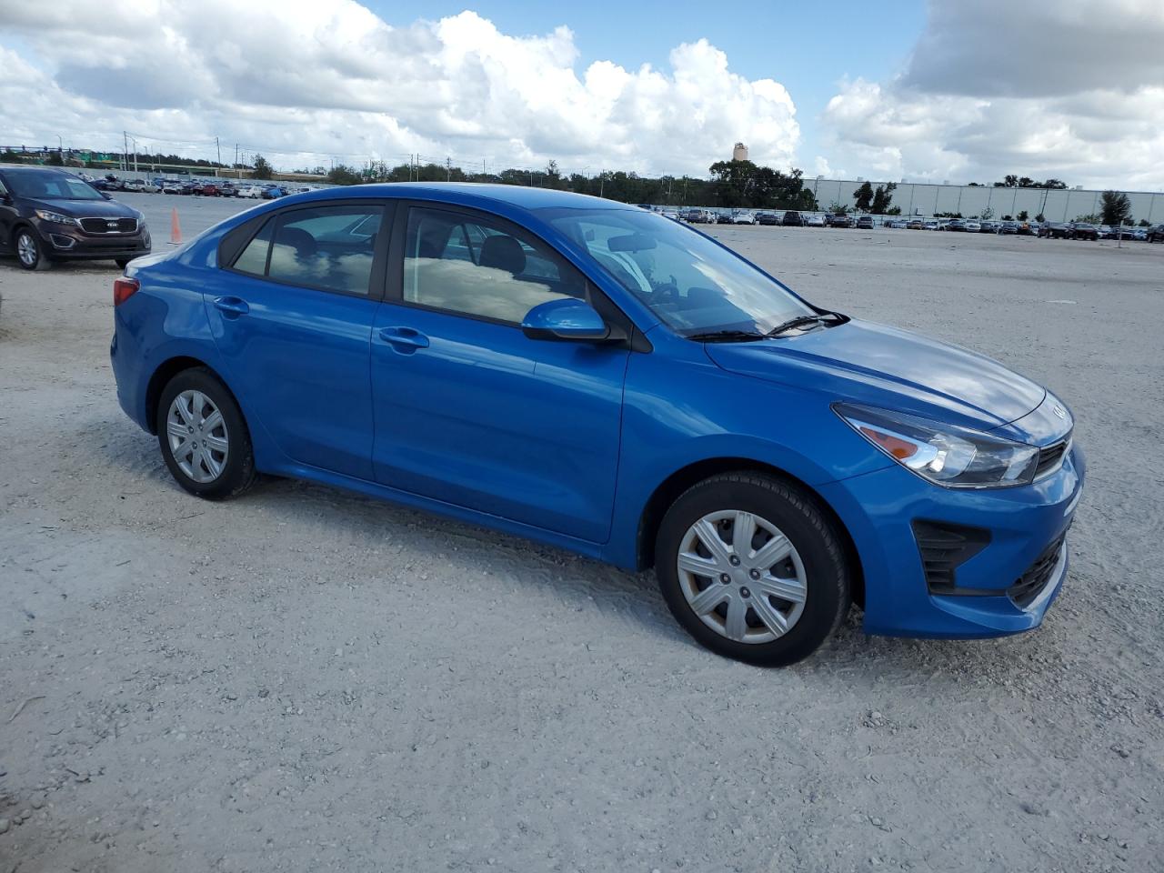 2023 Kia Rio - Image 4