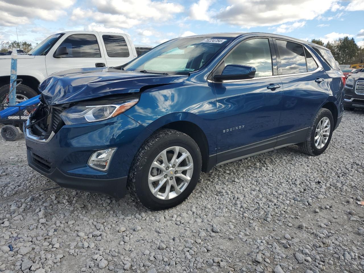 2020 Chevrolet Equinox - Image 1
