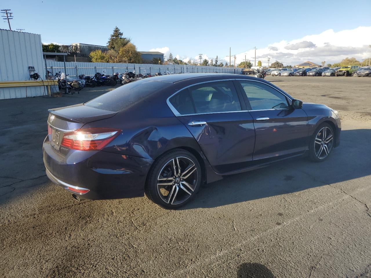 2016 Honda Accord - Image 3