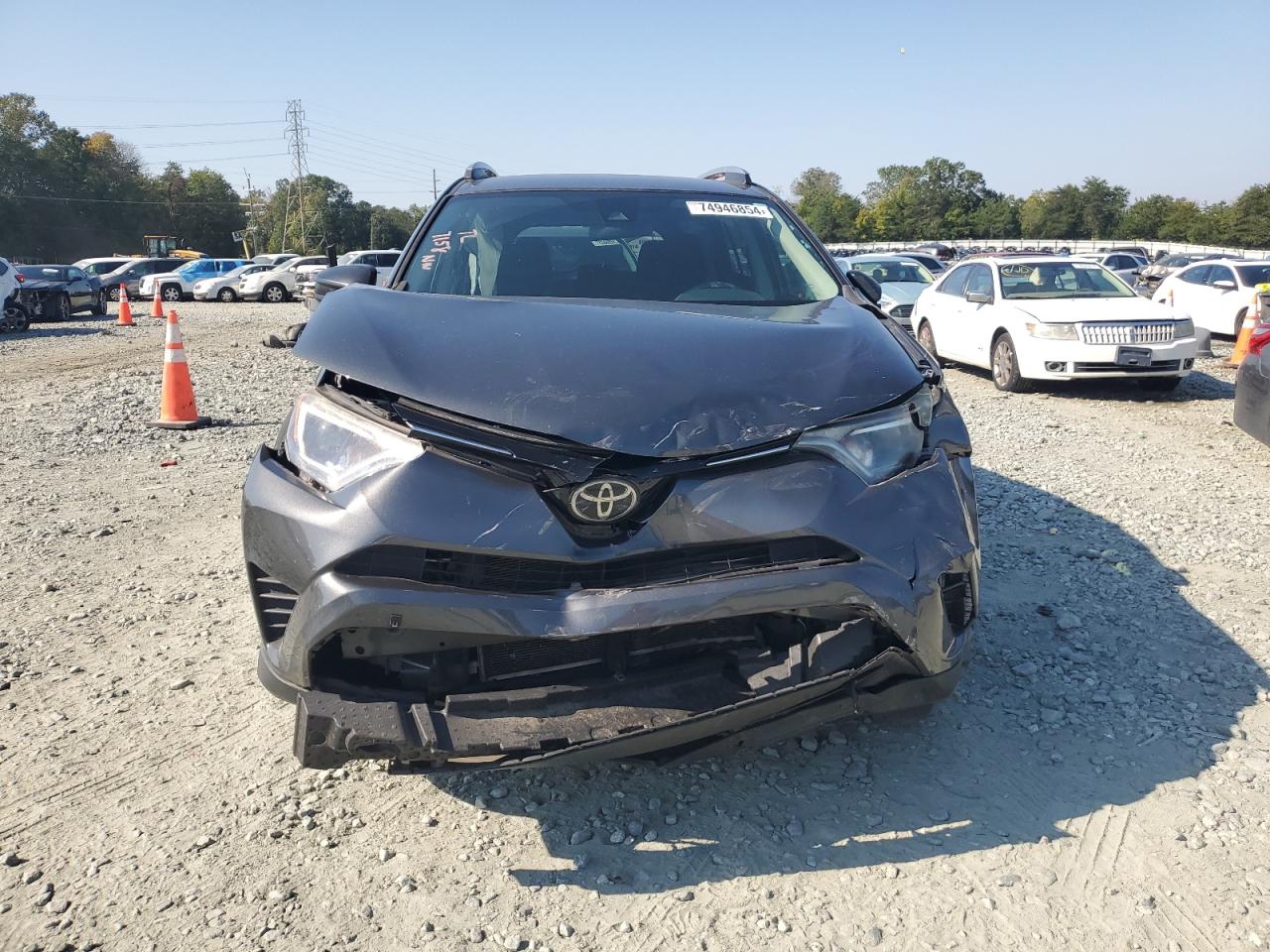 2018 Toyota RAV 4 - Image 5