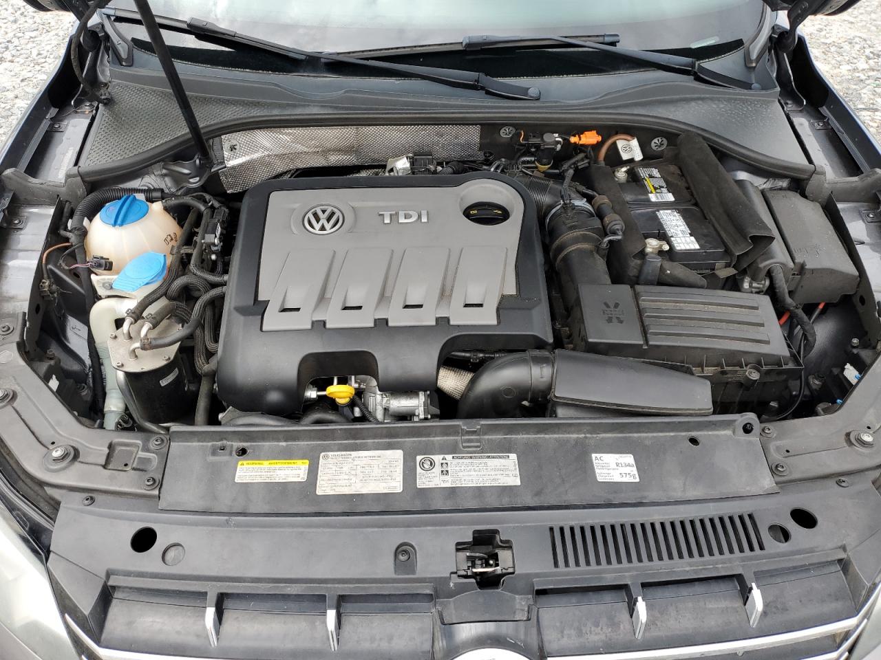 1VWCN7A32EC072529 2014 Volkswagen Passat Sel