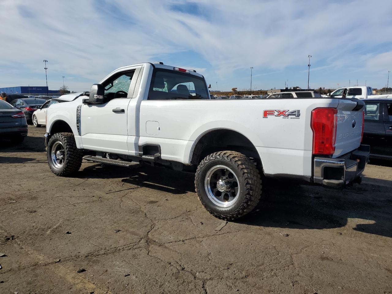 2023 Ford F250 - Image 2
