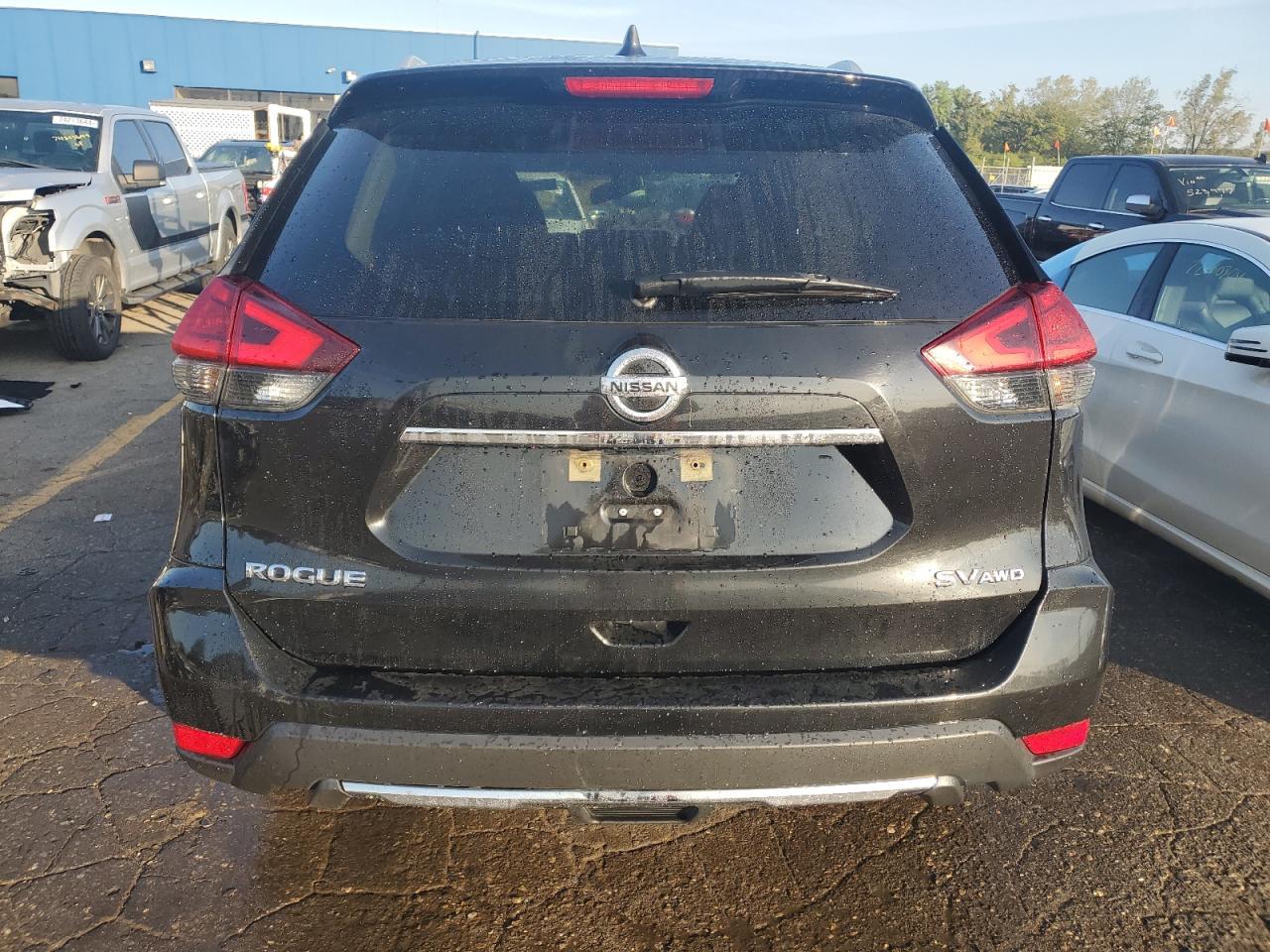 2017 Nissan Rogue S VIN: KNMAT2MV1HP573649 Lot: 73561644