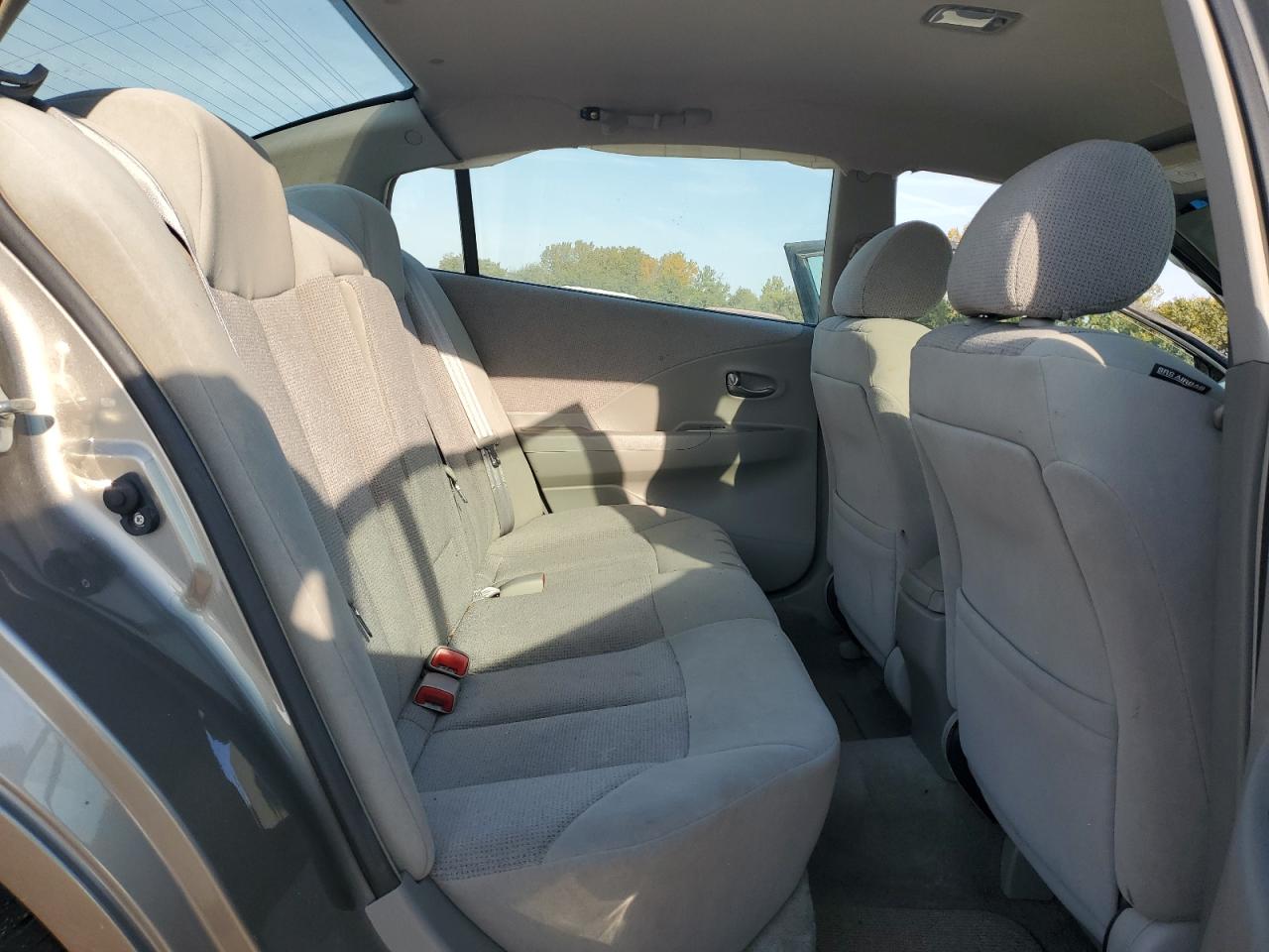 2002 Nissan Altima - Image 11