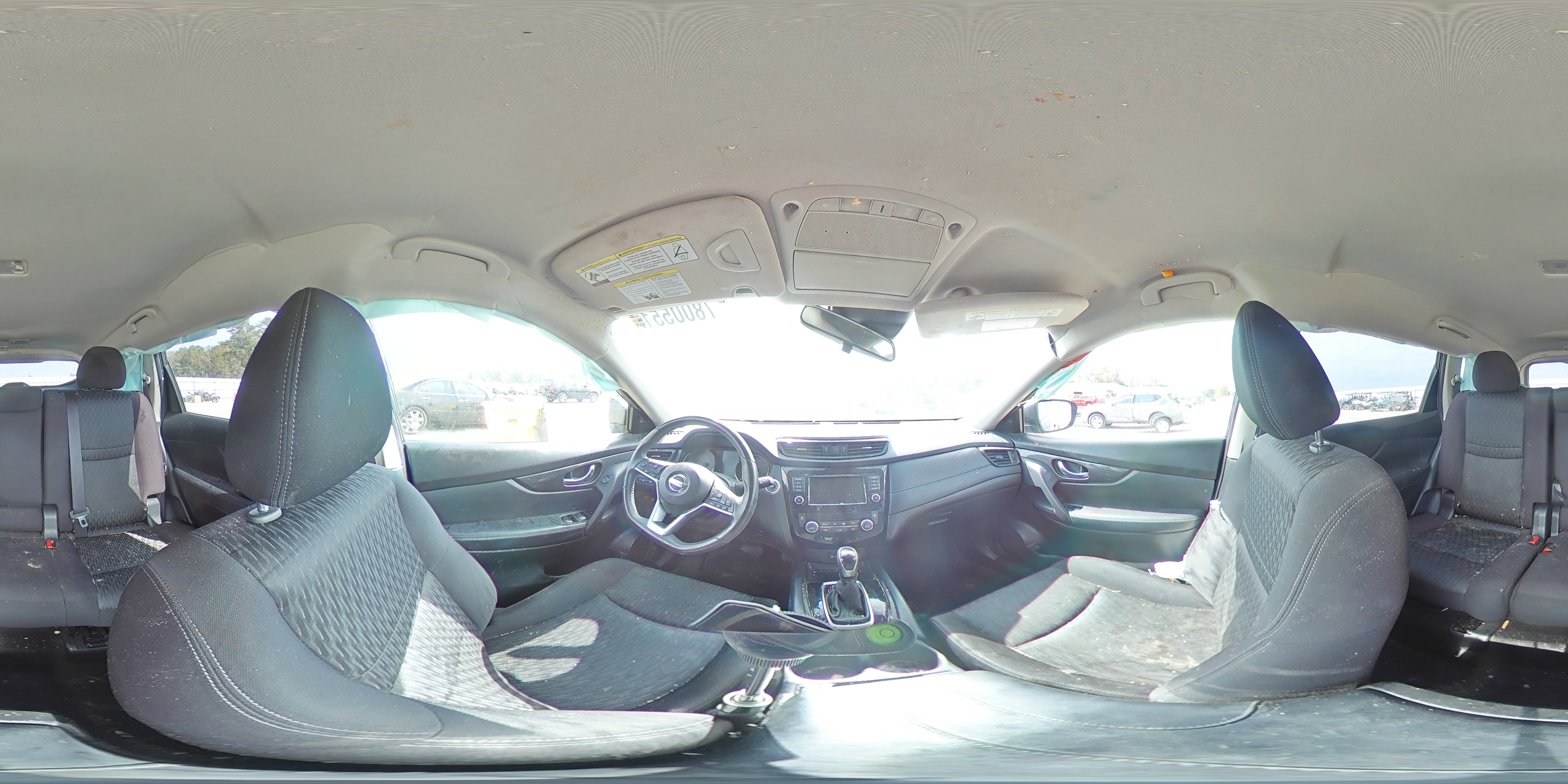 2019 Nissan Rogue - Image 14