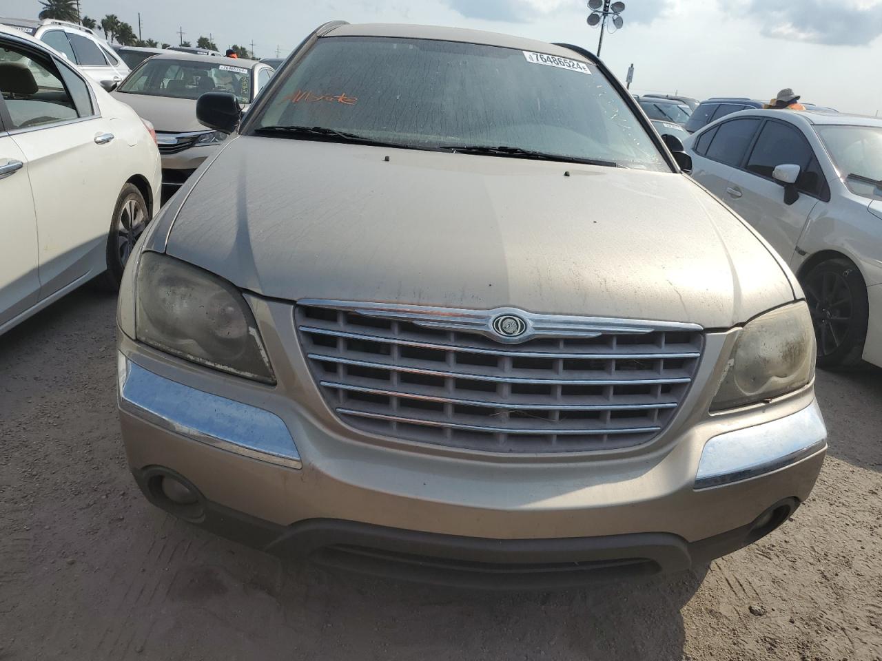 2004 Chrysler Pacifica - Image 5
