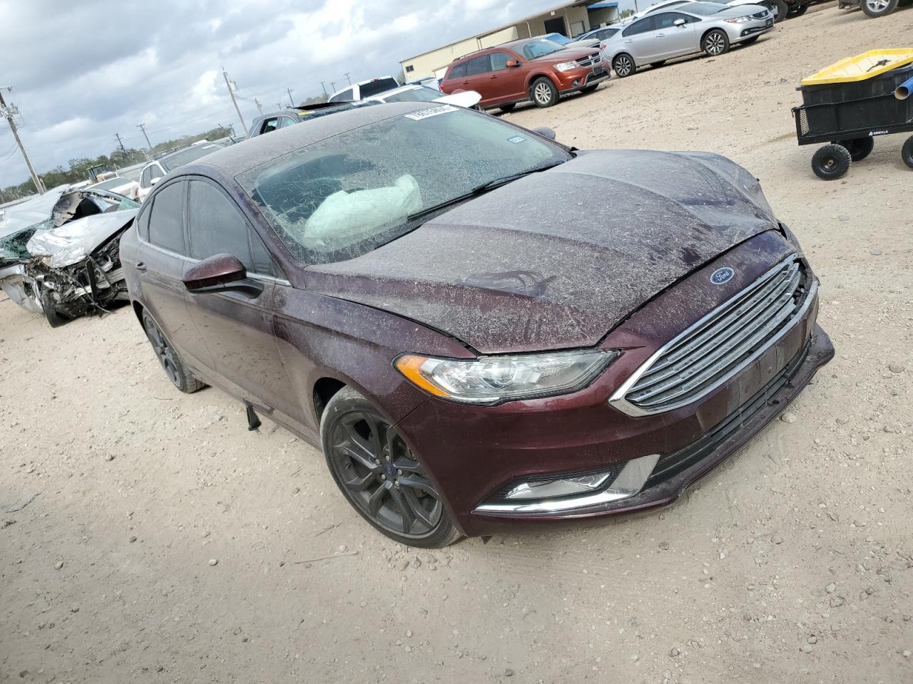 VIN 3FA6P0HDXJR256554 2018 FORD FUSION no.4