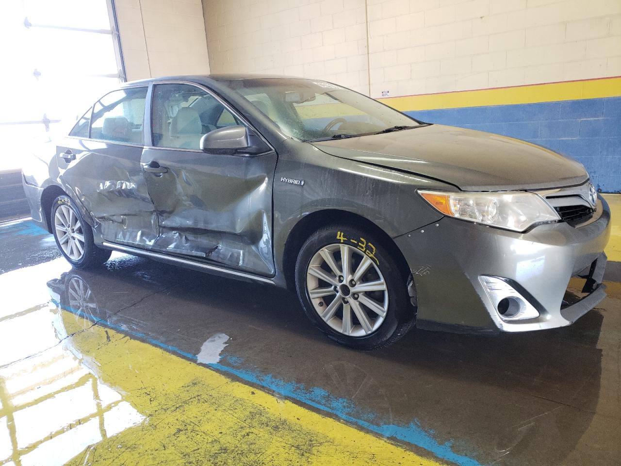 2014 Toyota Camry - Image 4