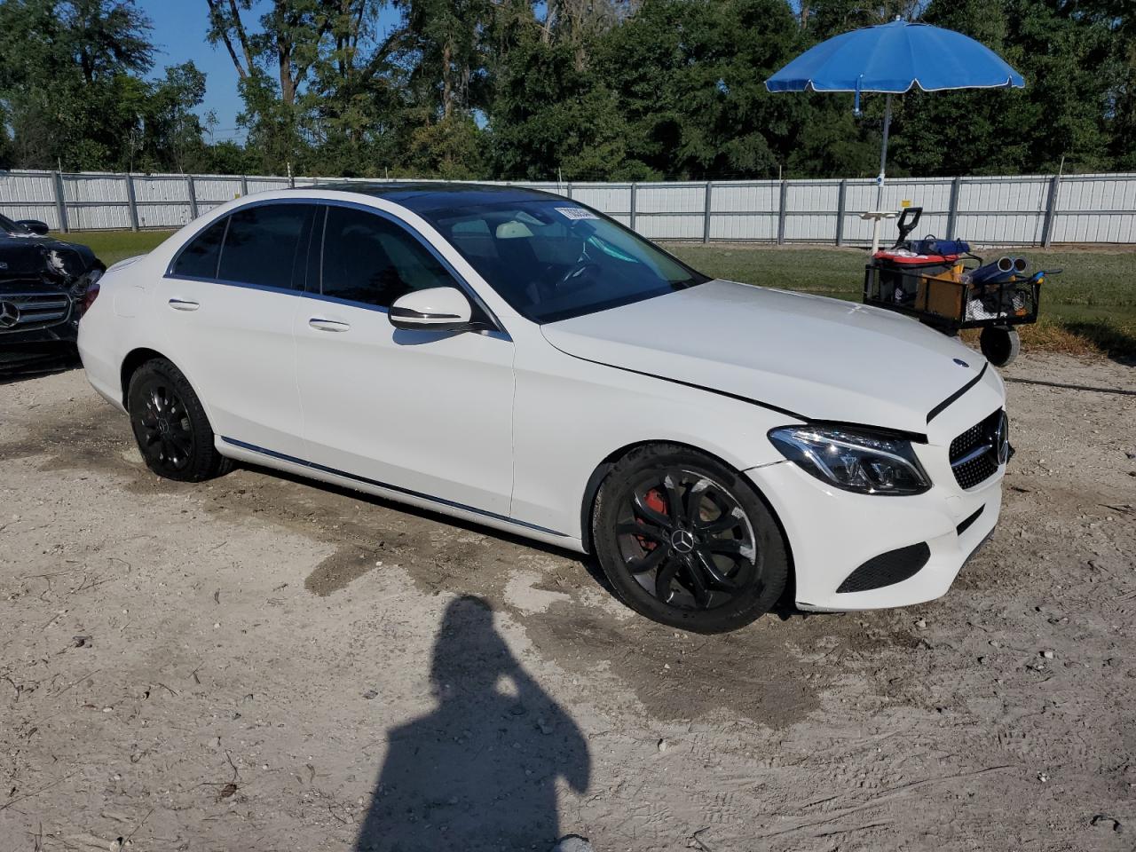 VIN 55SWF4JB0GU165119 2016 MERCEDES-BENZ C-CLASS no.4