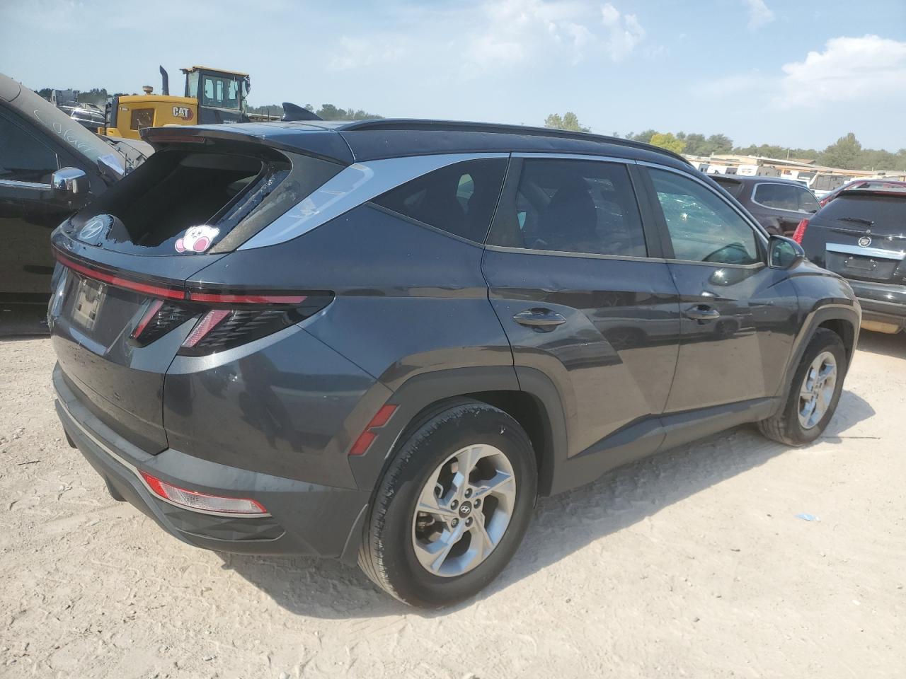 2022 Hyundai Tucson - Image 3