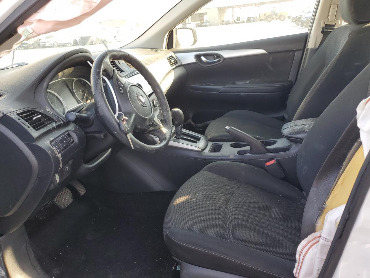 2019 Nissan Sentra - Image 14