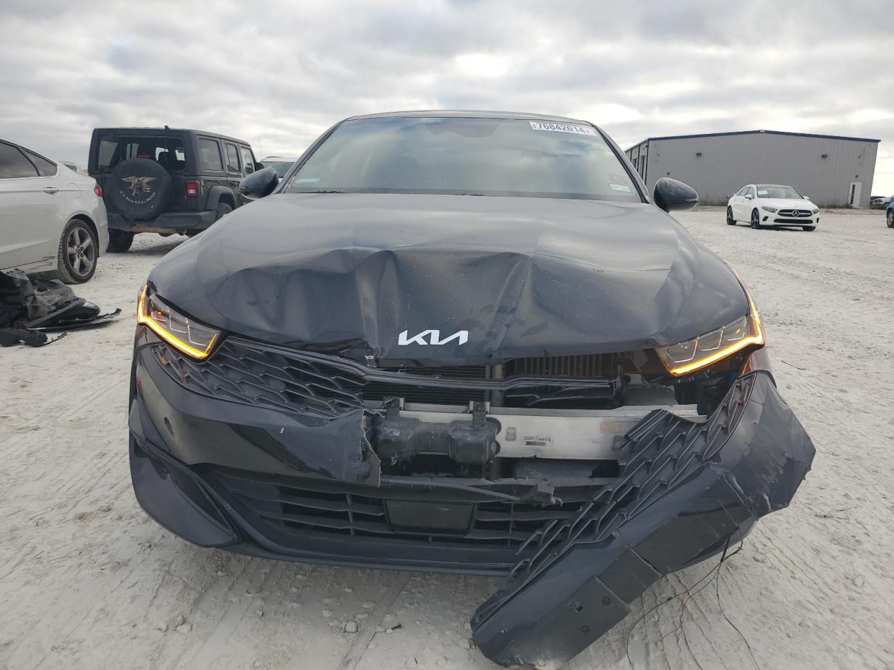 2022 Kia K5 - Image 5