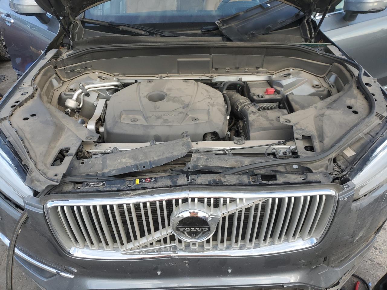 YV4A22PL2J1362432 2018 Volvo Xc90 T6