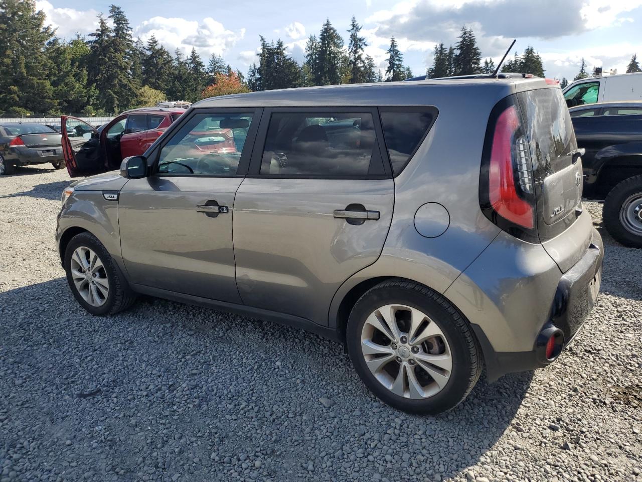 2016 Kia Soul - Image 2