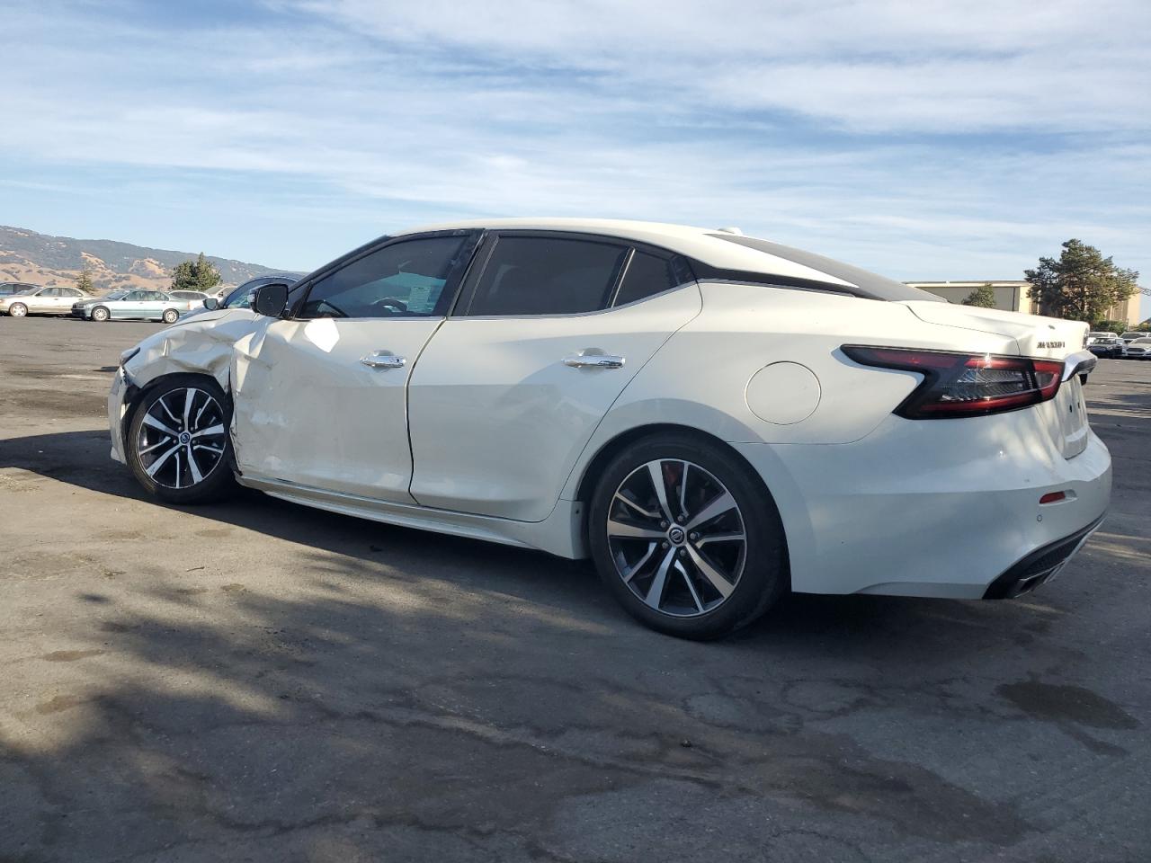 2021 Nissan Maxima - Image 2