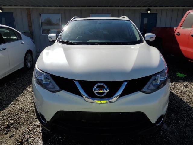  NISSAN ROGUE 2017 White