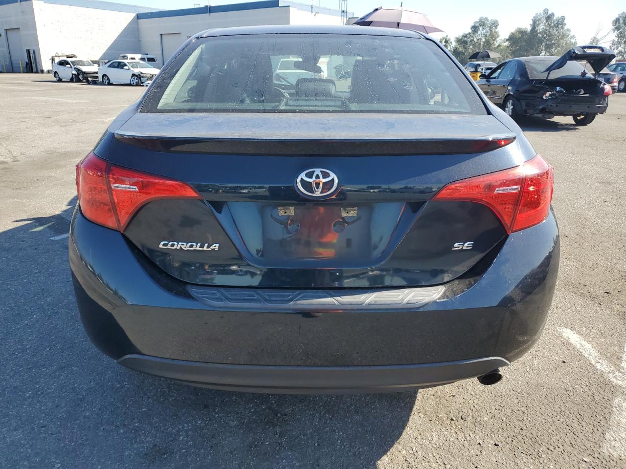 5YFBURHEXJP846435 2018 Toyota Corolla L