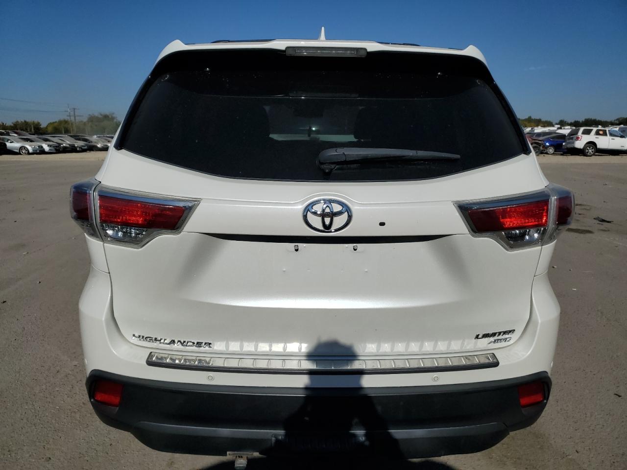 5TDDKRFH2FS117646 2015 Toyota Highlander Limited