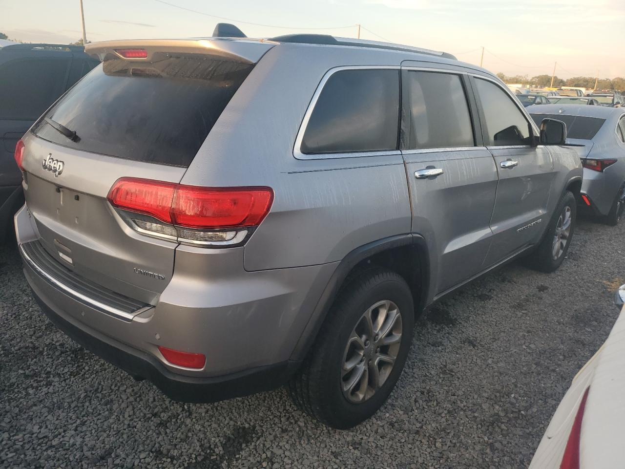 2014 Jeep Grand Cherokee - Image 3