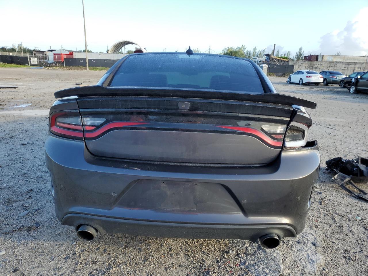 2018 Dodge Charger R/T 392 VIN: 2C3CDXGJ3JH221697 Lot: 75907454